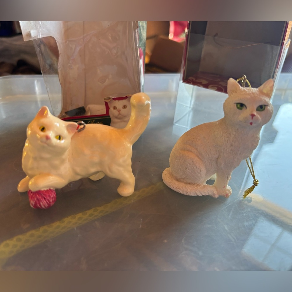 Bundle of two cat ornaments